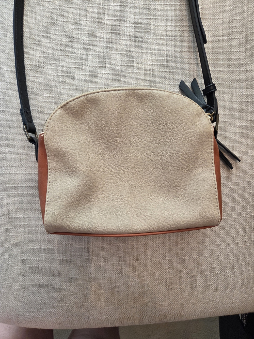 Universal Thread Cream and Tan Crossbody with Black Strap
